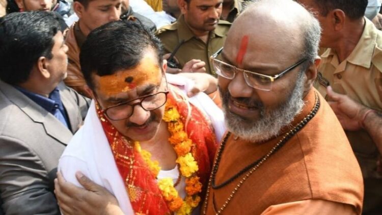 वसीम रिज़वी अब हैं जितेंद्र त्यागी, इस्लाम छोड़ने के बाद बोले-मंदिर से मिली ऊर्जा.