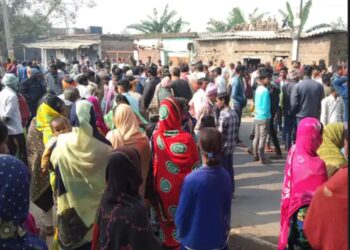 पटना में मंगलवार सुबह अपराधियों ने नवनिर्वाचित मुखिया की गोली मारकर हत्या कर दी।