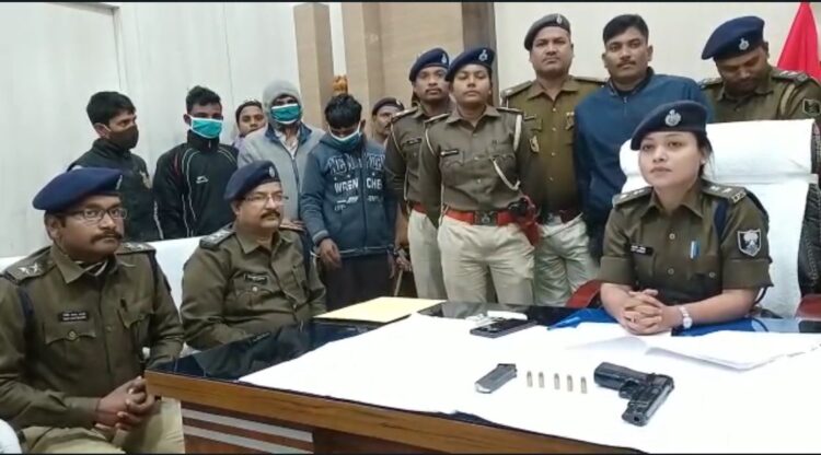 Stolen government pistol of female PSI recovered. SP Lipi Singh gave big information.