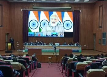 2000-2000 rupees went to the farmers' account. Agriculture Minister Amarendra Pratap Singh expressed his gratitude to the PM.