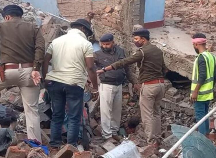 भागलपुर बम ब्लास्ट मामला: मुख्य आरोपी मो.आजाद ने कोर्ट में किया सरेंडर, अब रिमांड पर लेगी पुलिस