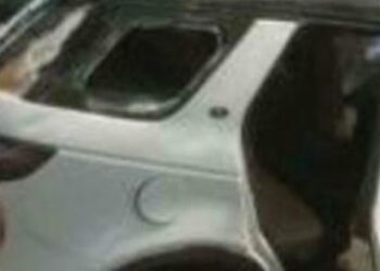 विधायक ने अपनी कार से कई लोगों को कुचला, 7 पुलिस जवान समेत 23 लोग घायल