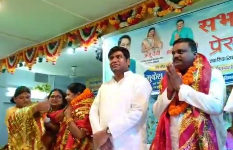 नगर निकाय चुनाव में मुकेश सहनी ने किया कानून का उलंघन? प्रत्याशी के लिए खुद मांगने लगे वोट