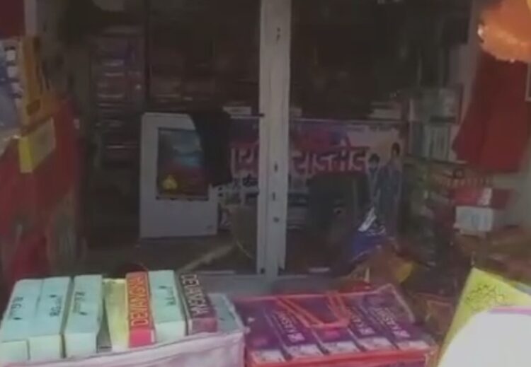 बेगूसराय में बेखौफ बदमाशों ने दिनदहाड़े की फायरिंग, दुकानदार की हत्या