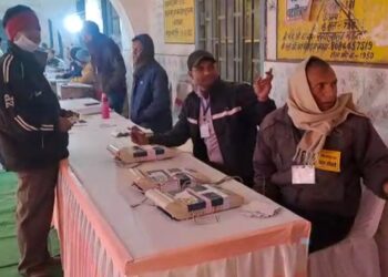 पटना के साथ-साथ पूरे बिहार में नगर निकाय चुनाव के लिए मतदान