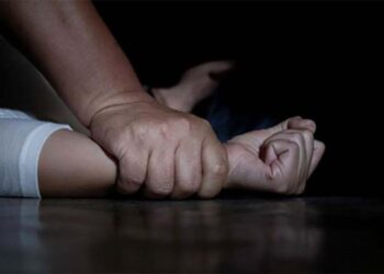 स्कूल से लौट रही मासूम के साथ गंदा काम, पड़ोसी शख्स ने घर ले जाकर...