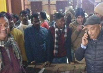 लालू से ED की पूछताछ, नीतीश के खिलाफ RJD कार्यकर्ताओं ने की नारेबाजी