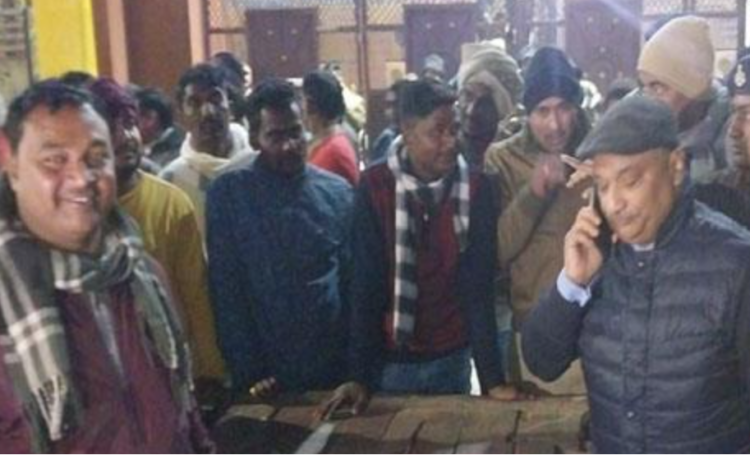 लालू से ED की पूछताछ, नीतीश के खिलाफ RJD कार्यकर्ताओं ने की नारेबाजी