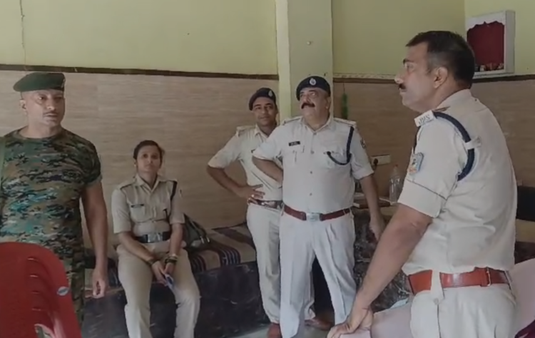 Girls had come to Jamui for the orchestra, drugged them...